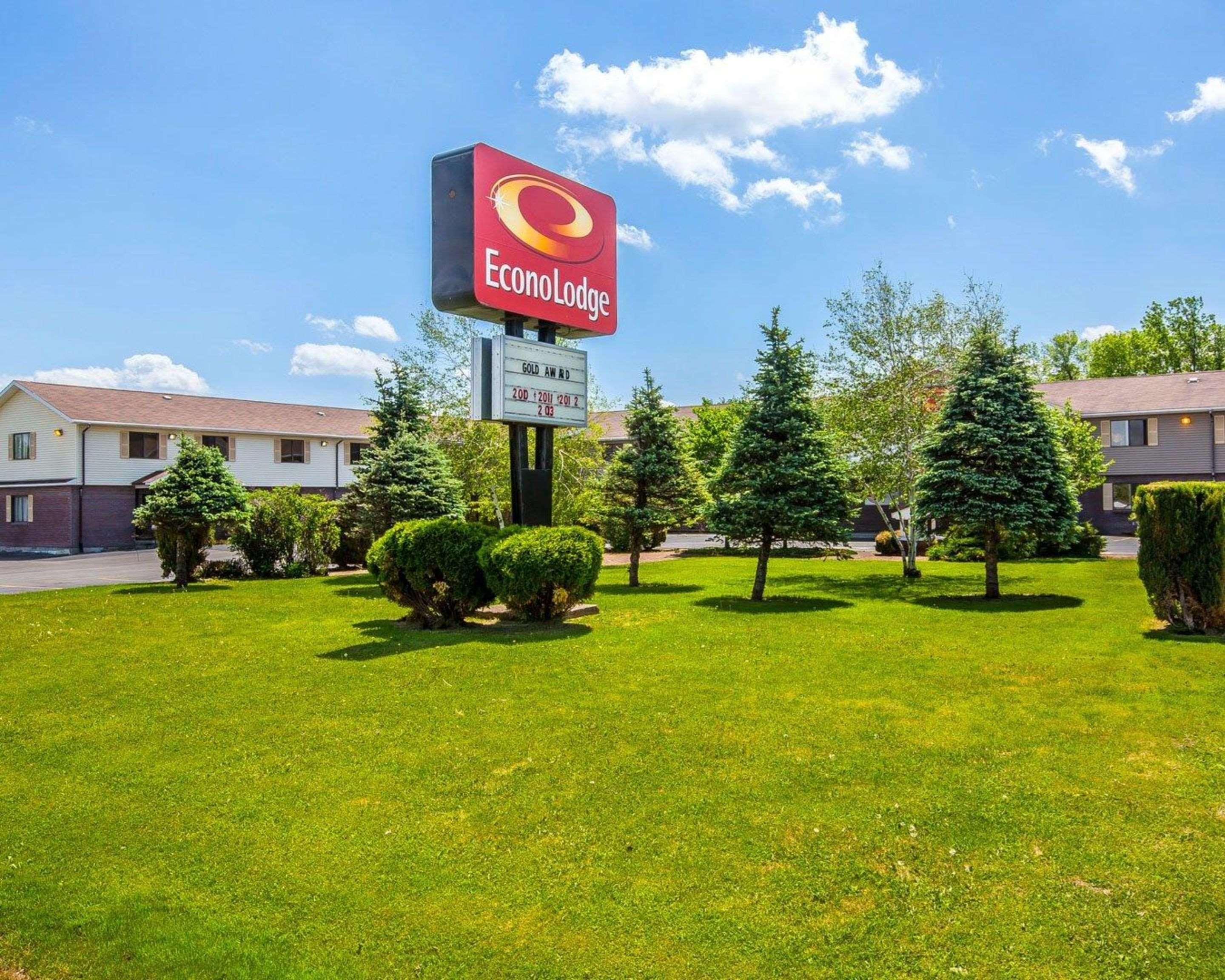 Surestay By Best Western Massena Exteriér fotografie
